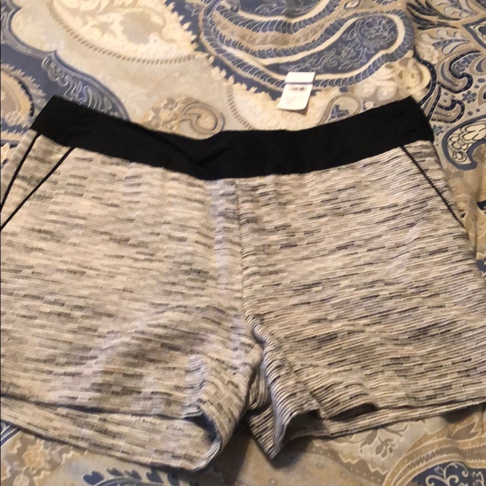 Loft- Black/white tweed shorts. New with tags